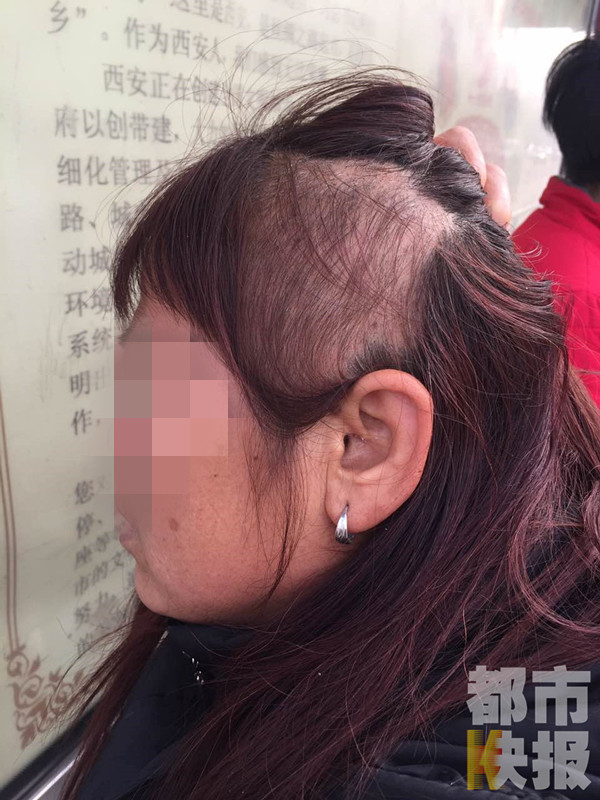 ��������12·�������ϴ�����绰���� ͷ����ק��