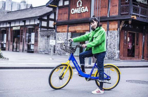 �Ҳ������壨�����������Ǹ�Ƣ��������ˣ���Ϊ�ڱ�����ׯ���ָ��ſ����г�ͣ�Ŵ���������ʱ����������ƽ�͵�����һ�����������졣�����ӹ����������������������ʼ�ƿڴ��